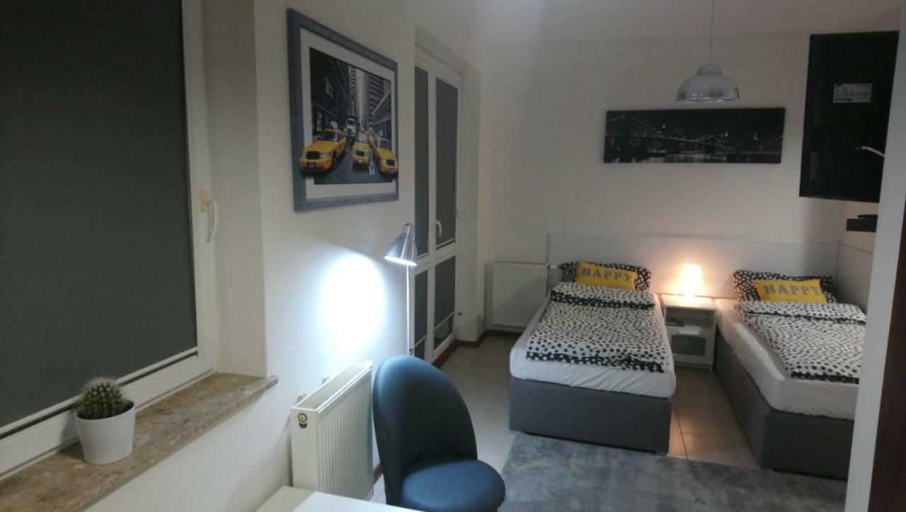 Apartament Kniaziewicza - Komfortowe Noclegi Пясечно Экстерьер фото
